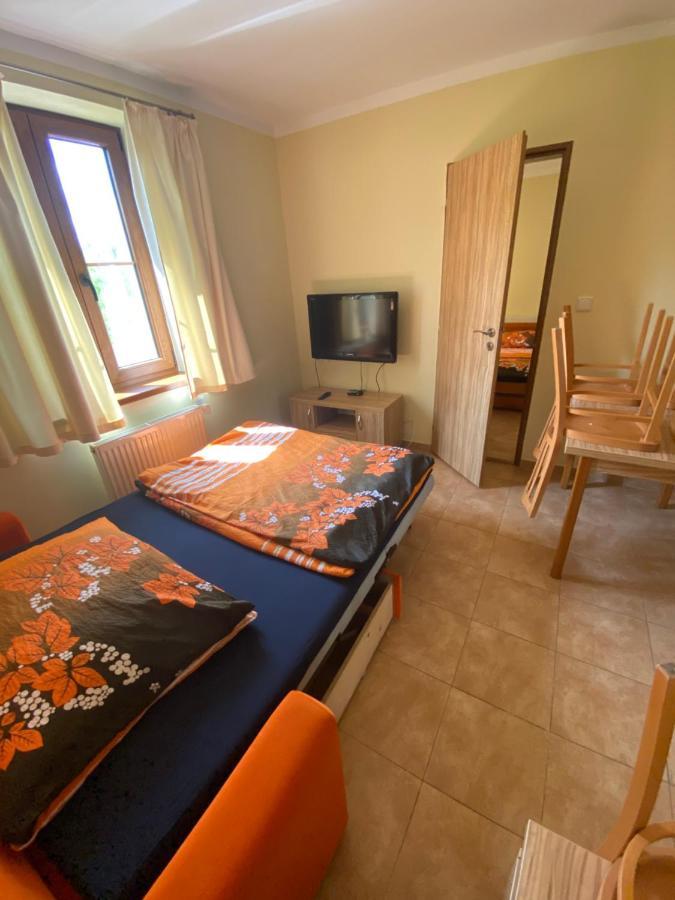 Apartmány F - chata SVOBODĚNKA Dolní Moravice Exterior foto